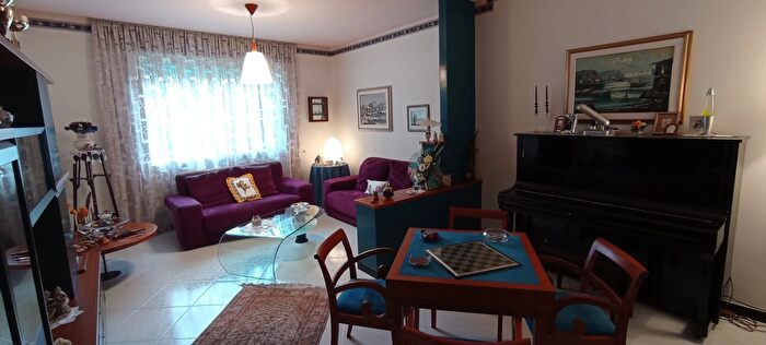 Appartamento con 5 locali in vendita in Ragusa