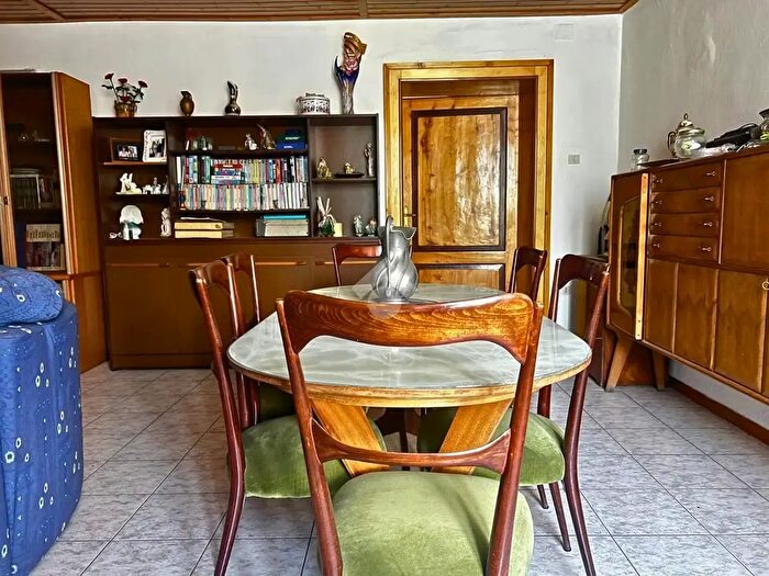 Appartamento quadrilocale in vendita in Via Vittorio Veneto, Piancogno