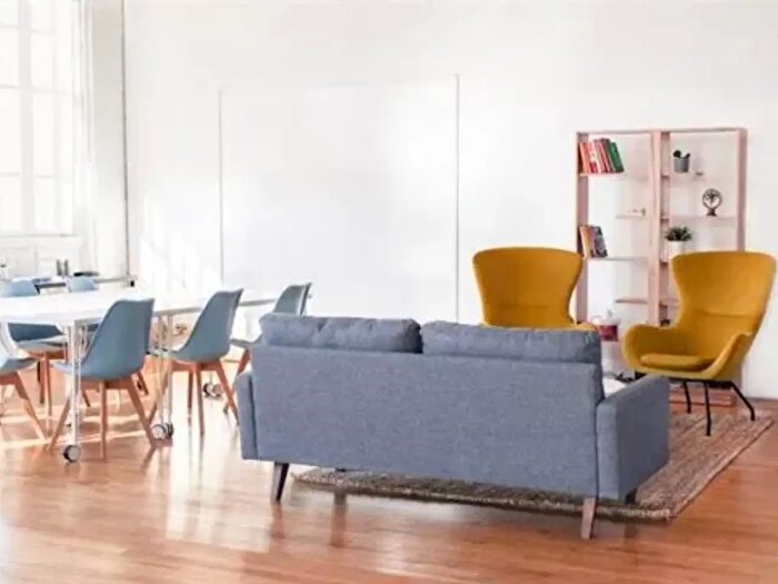 Appartamento con 6 locali in vendita in Piazza Camillo Benso di Cavour, Roma