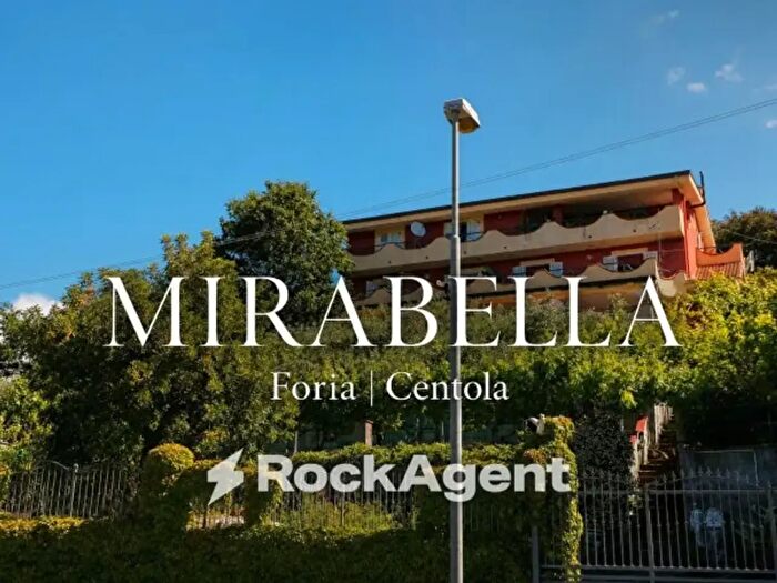 Appartamento bilocale in vendita in Via Mirabella, Centola
