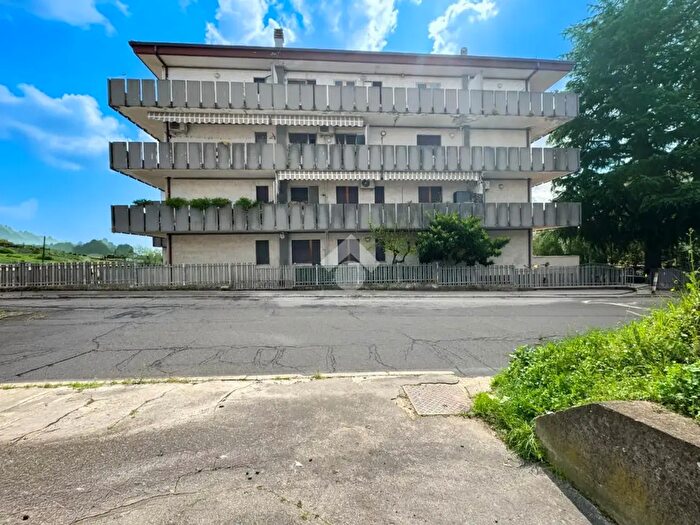 Appartamento trilocale in vendita in Via dei Frentani, Chieti