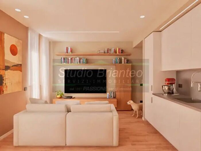 Appartamento trilocale in vendita in Vicolo San Simpliciano, Carate Brianza