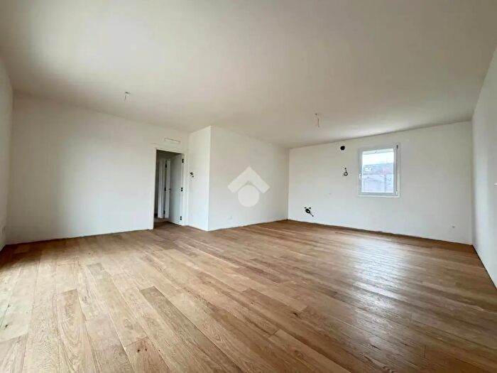 Appartamento quadrilocale in vendita in Via SantAntonio, Vigonza