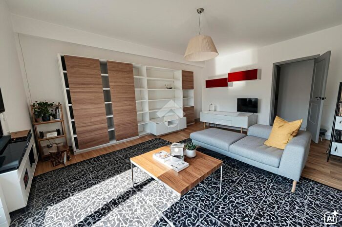 Appartamento trilocale in vendita in Via Piave, Cagliari