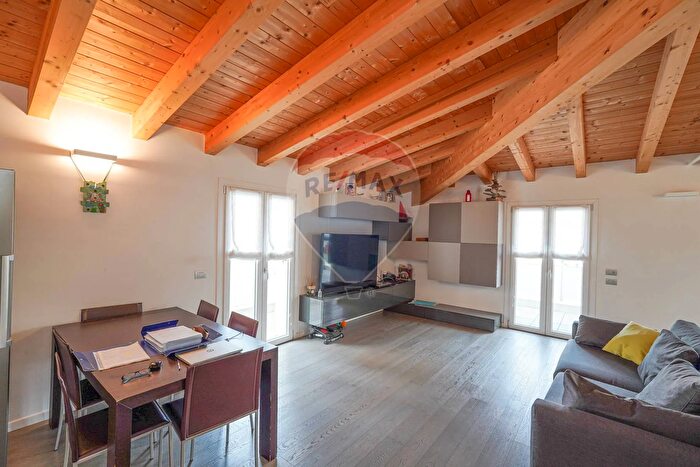 Appartamento con 5 locali in vendita in Bergamo