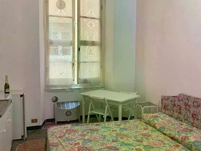 Appartamento monolocale in affitto in Salita Pollaiuoli, Molo, Genova