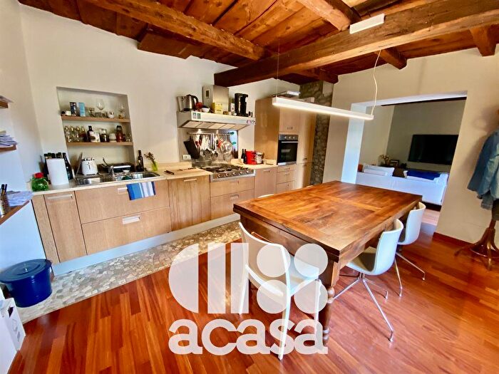 Appartamento con 5 locali in vendita in Mercato Saraceno