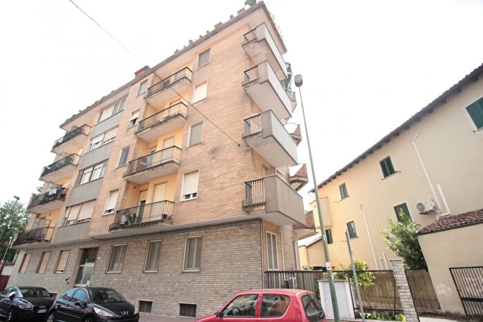 Appartamento trilocale in vendita in Via Monte Pasubio, Casale Monferrato