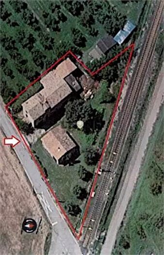 Casa con 14 locali in vendita in Vignola