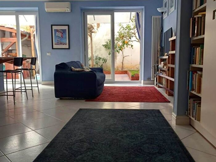 Casa con 6 locali in affitto in Centro, Viareggio