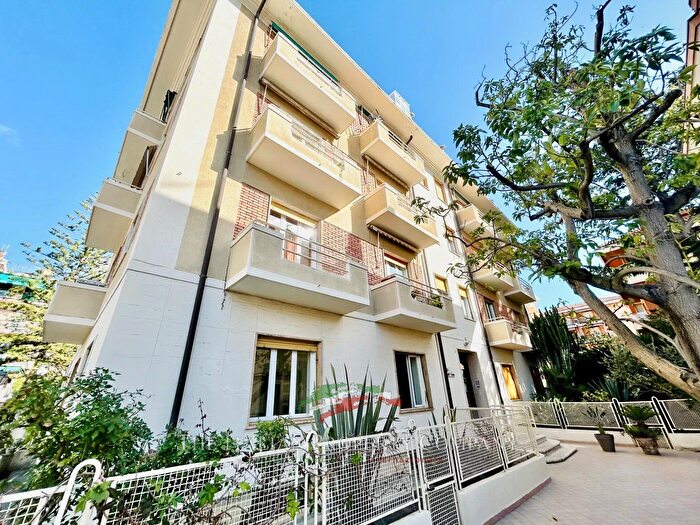 Appartamento quadrilocale in vendita in Bordighera