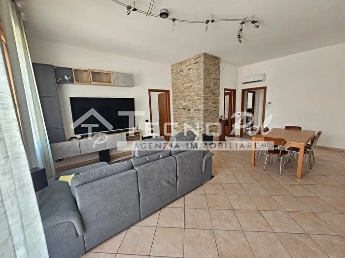 Appartamento con 5 locali in vendita in Vigonza