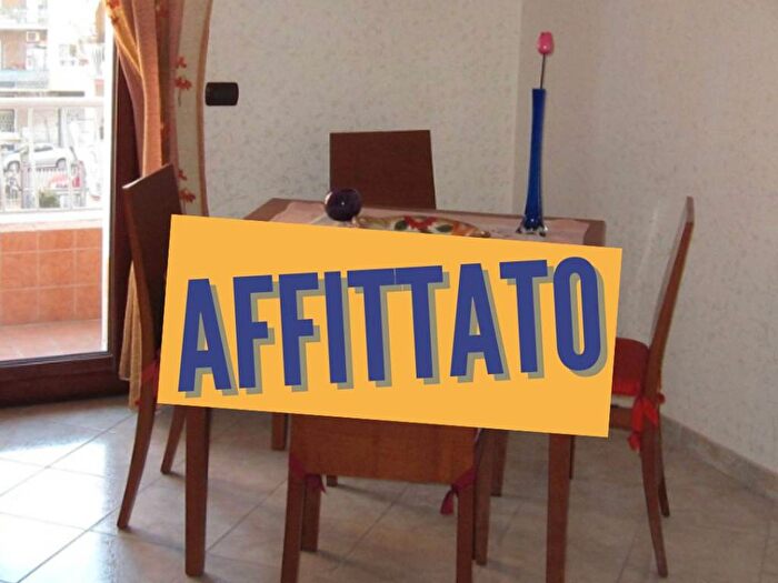 Appartamento bilocale in affitto in Via Genzano, Colli Albani, Roma
