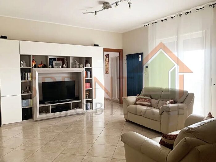 Appartamento quadrilocale in vendita in Via Palmiro Togliatti, Monopoli