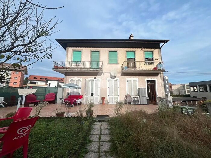 Appartamento bilocale in vendita in Via Casale, San Mauro Torinese