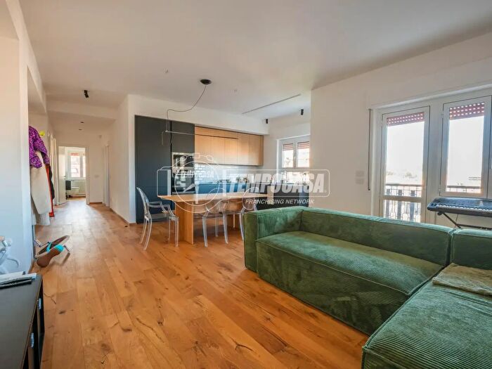 Appartamento con 5 locali in vendita in Via Leonardo Bianchi, San Benedetto Del Tronto