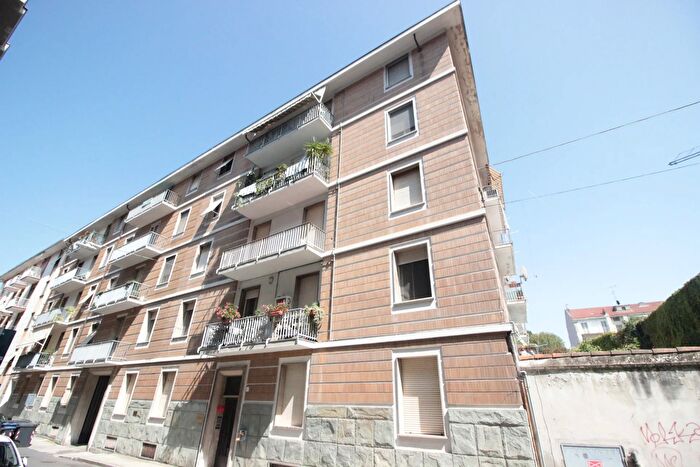 Appartamento trilocale in vendita in Via Mellana, Casale Monferrato