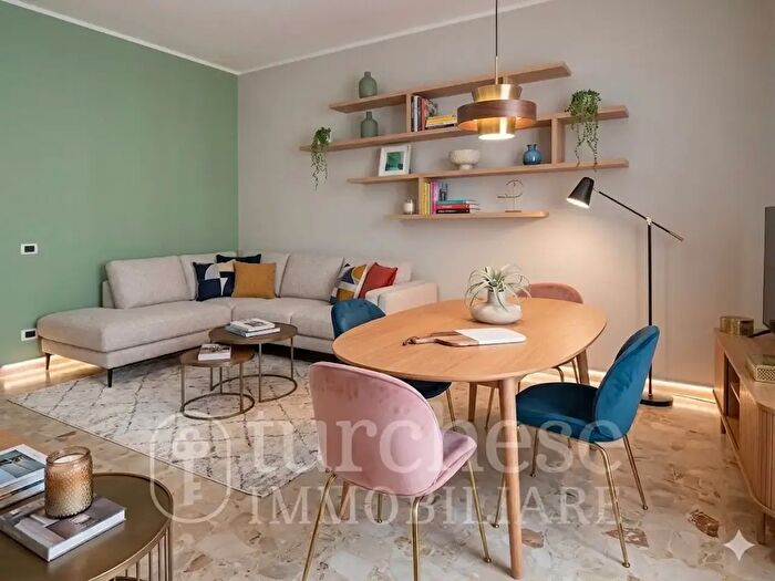 Appartamento trilocale in vendita in Via Ettore Vacha, Bergamo