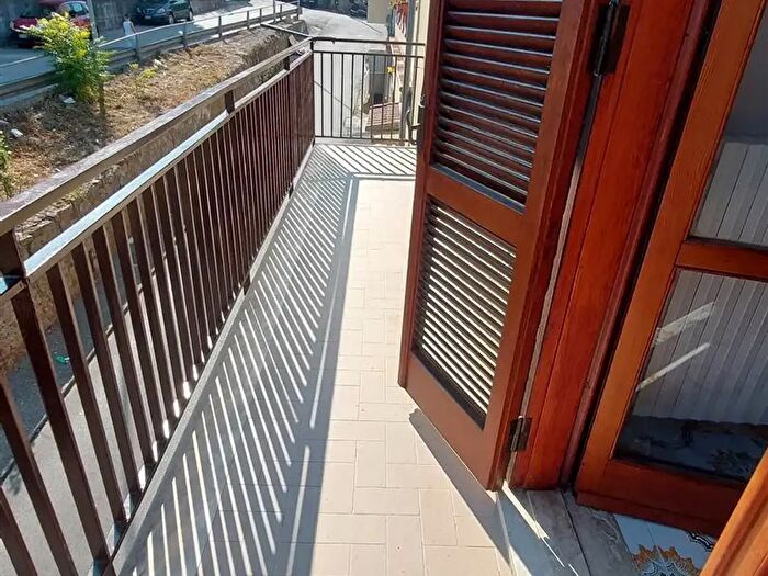Appartamento trilocale in affitto in Via San Luca, Salerno