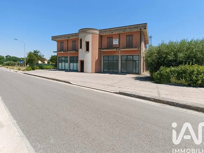 Casa con 6 locali in vendita in Via Giusseppe Ungaretti, Fermo