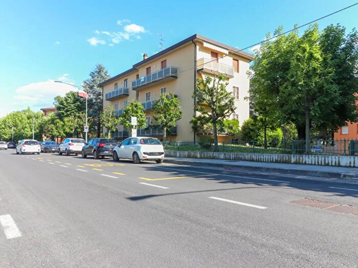 Appartamento con 5 locali in vendita in Via Nuova, Argelato