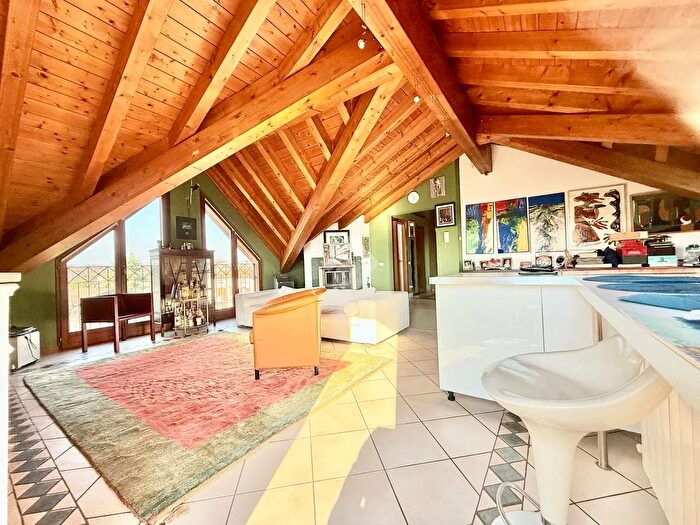 Appartamento trilocale in vendita in Via Misano, Treviglio