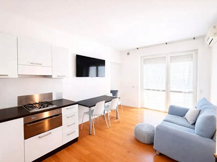 Appartamento bilocale in vendita in Via Padova, Milano