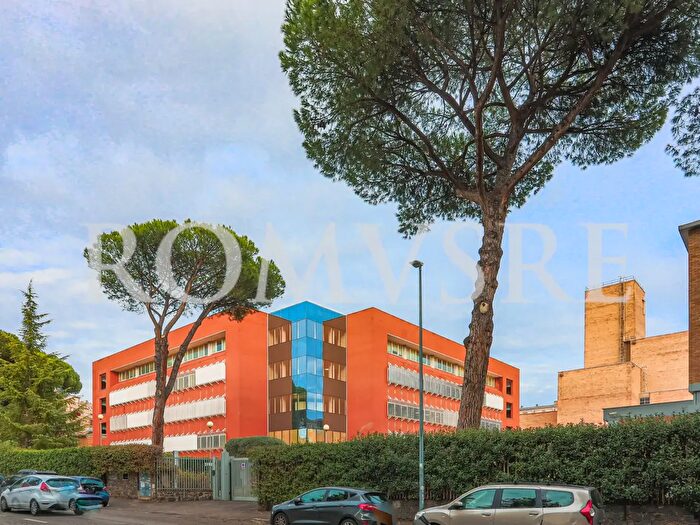 Appartamento monolocale in vendita in Via Santa Maria della Speranza, Roma