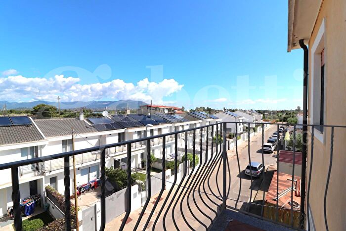 Appartamento con 5 locali in vendita in Via Corbezzolo, Tortoli