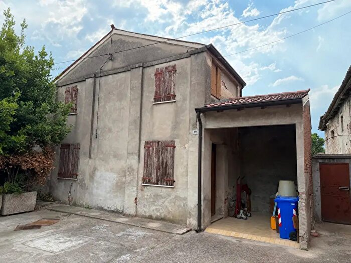 Casa trilocale in vendita in Via Stradone Sabbion, Cologna Veneta