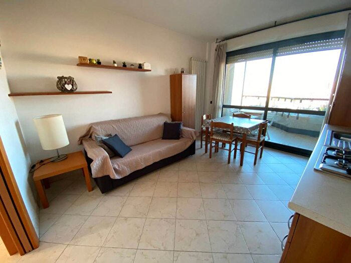 Appartamento bilocale in affitto in Via Cristoforo Colombo, Centro, Taggia