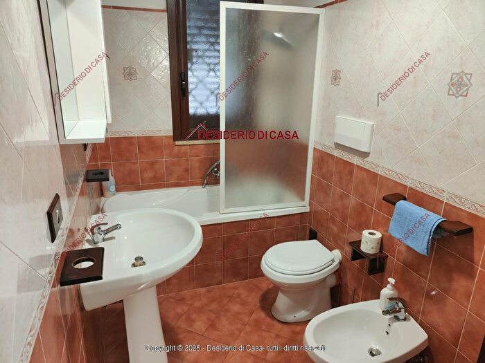 Casa trilocale in vendita in Vicolo Pirriaturi Palermo Pa Italia, Palermo