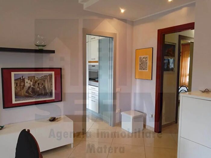 Appartamento quadrilocale in affitto in Matera