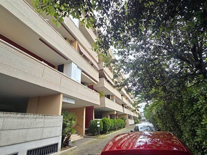 Appartamento trilocale in affitto in Viale Giorgio De Chirico, Tor Sapienza La Rustica, Roma