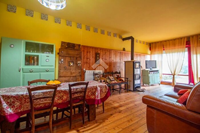 Appartamento trilocale in vendita in Via dellAnello, Rieti