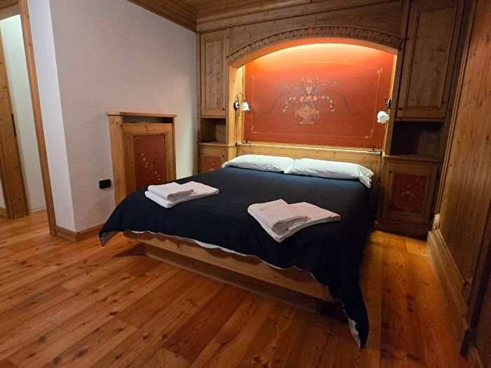 Appartamento con 5 locali in affitto in Via Cima Tosa, Madonna Di Campiglio, Pinzolo