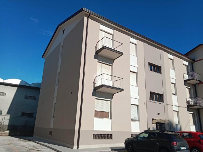 Appartamento trilocale in vendita in Via Appia, Atripalda