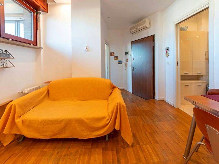 Appartamento monolocale in affitto in Viale Angelo Masini, Bolognina, Bologna