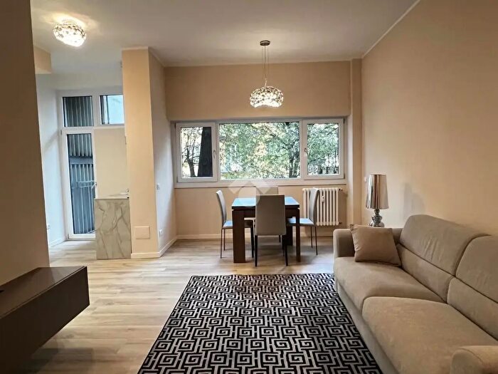 Appartamento trilocale in affitto in Via Giorgio E Guido Paglia, Bergamo