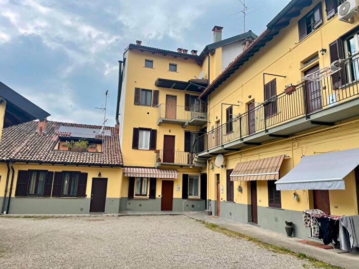 Appartamento bilocale in affitto in Viale Gian Galeazzo Sforza, Abbiategrasso