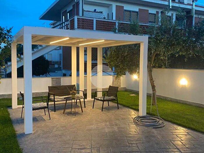 Appartamento bilocale in affitto in Via delle Stelle Marine, Lido dei Coralli Sabbiedoro, Ardea