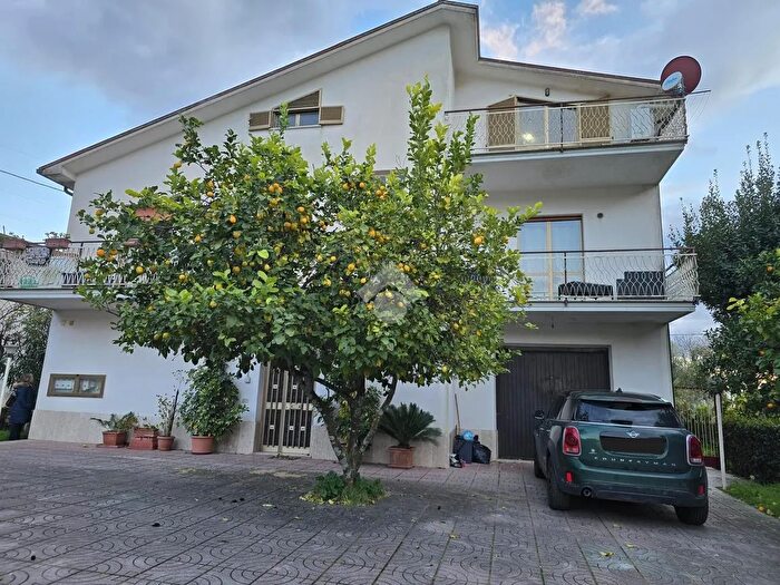 Appartamento trilocale in affitto in Via Pisciacquaro, SantElia Fiumerapido