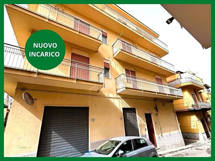 Appartamento trilocale in vendita in Via Sacerdote Angelo Andrea Sammarco, Bagheria