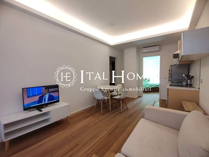 Appartamento bilocale in affitto in Via Della Martinella, Bisceglie, Milano