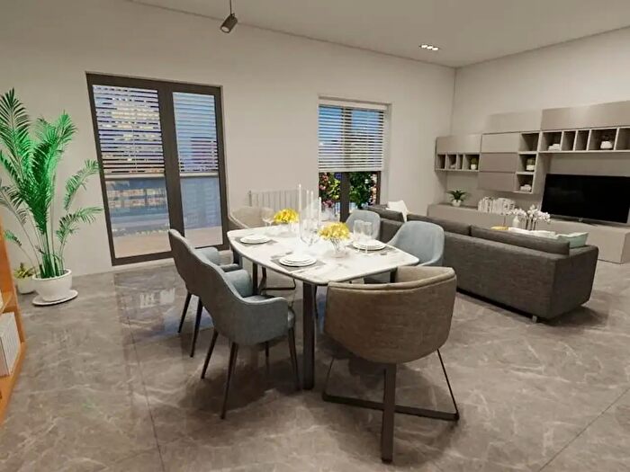 Appartamento quadrilocale in vendita in Via Montepellegrino, Palermo