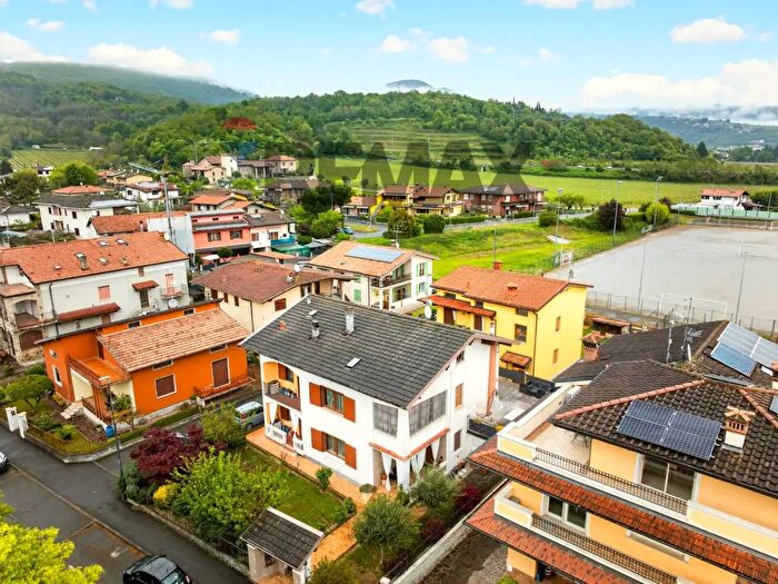 Case in Vendita e in Affitto - 3