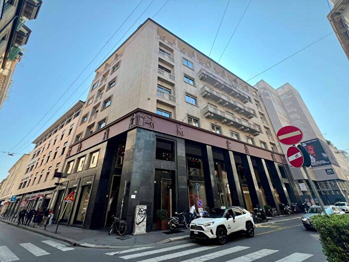 Appartamento trilocale in affitto in Via Pietro Verri, San Babila, Milano