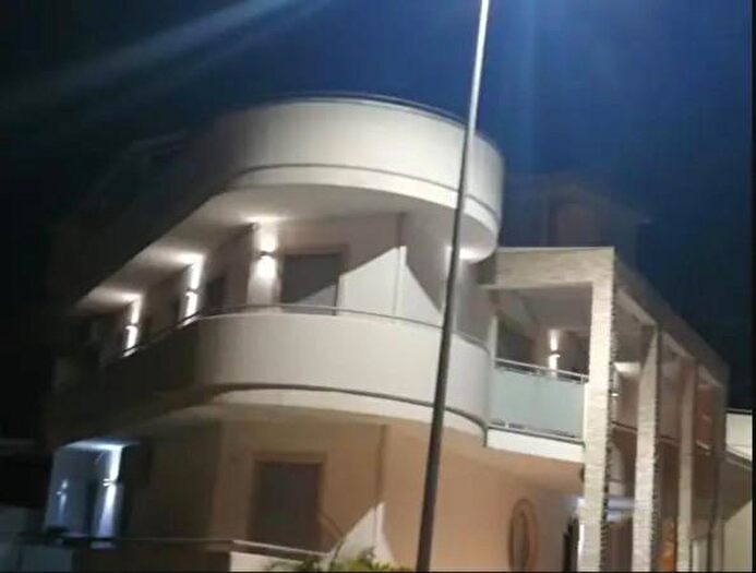 Appartamento con 5 locali in vendita in Via Moles da Girona, Turi