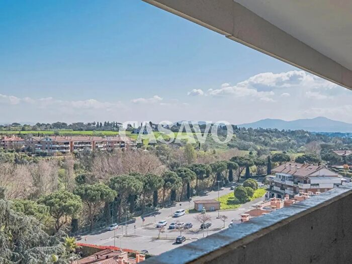 Appartamento quadrilocale in vendita in Roma