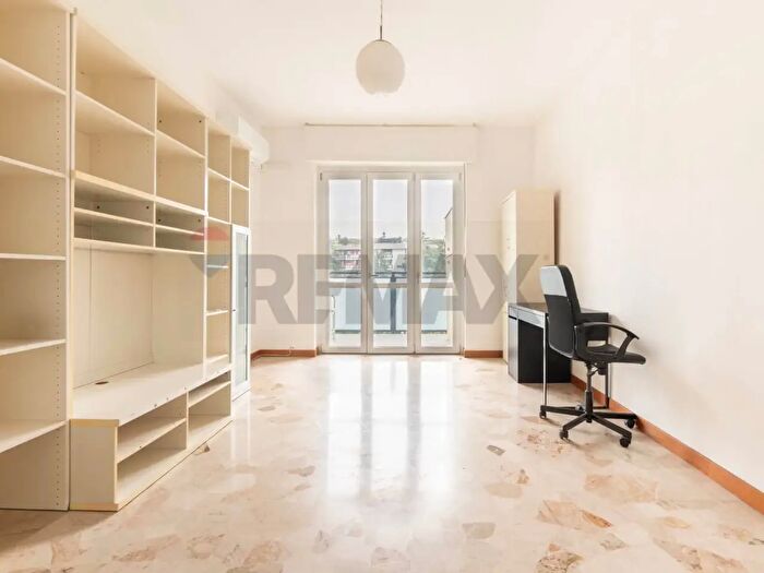 Appartamento bilocale in vendita in Via Volturno, Brugherio